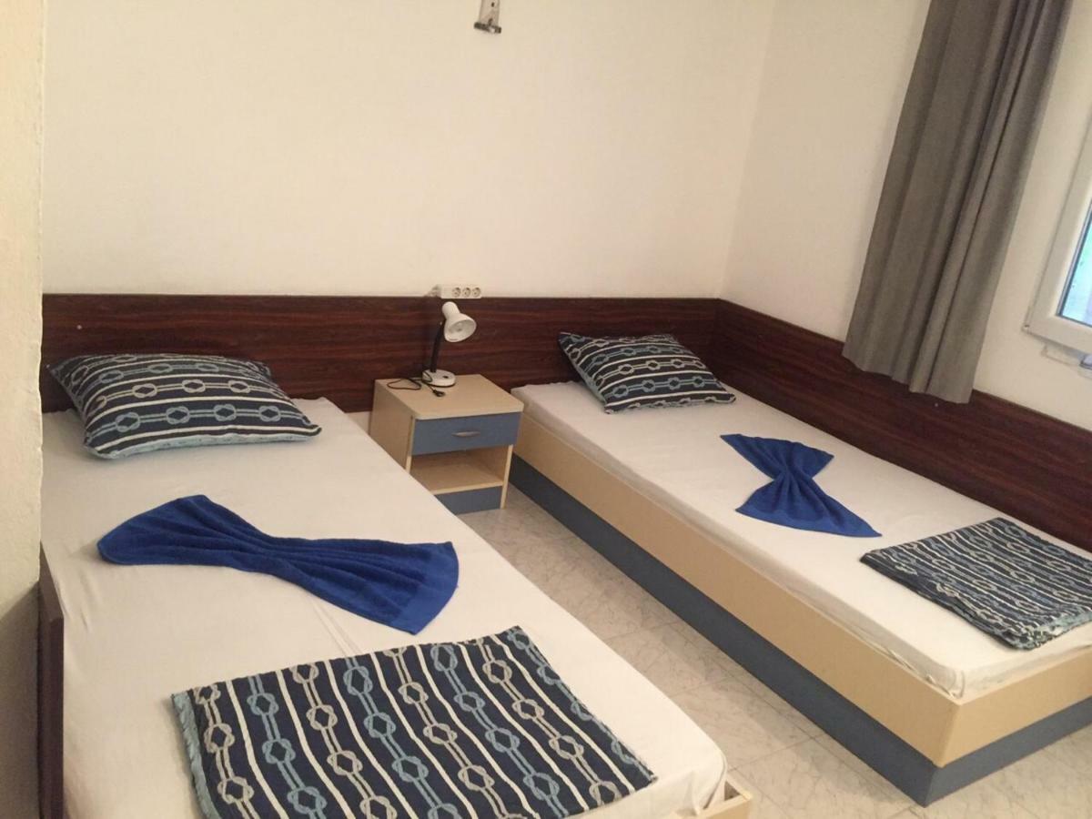 Family Hotel Julian Kranevo Kültér fotó