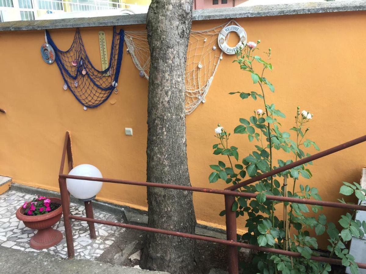 Family Hotel Julian Kranevo Kültér fotó